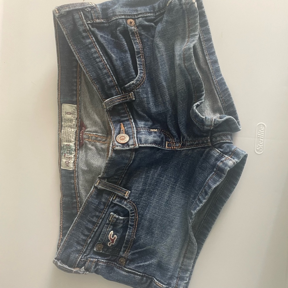 Hollister Stretch Denim Shorts - Picture 3 of 3